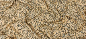 TKANINA WISKOZA ZIELONE LISTKI NA MUSZTARDOWYM TLE DUH8753/00004